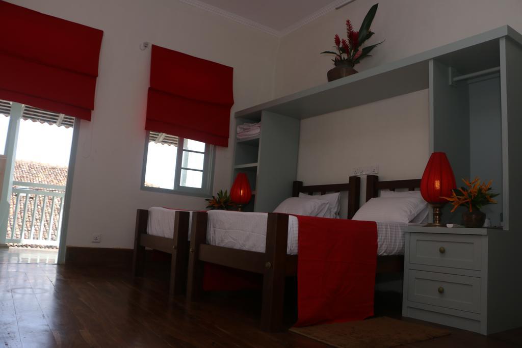 Khalid'S Guest House กอลล์ ห้อง รูปภาพ