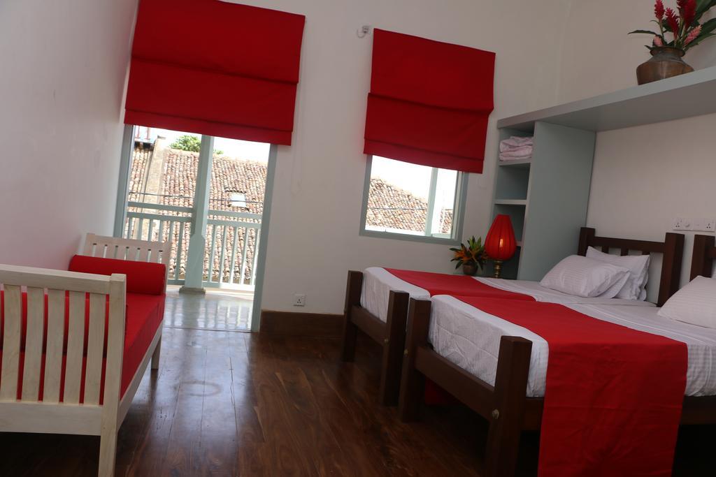 Khalid'S Guest House กอลล์ ห้อง รูปภาพ