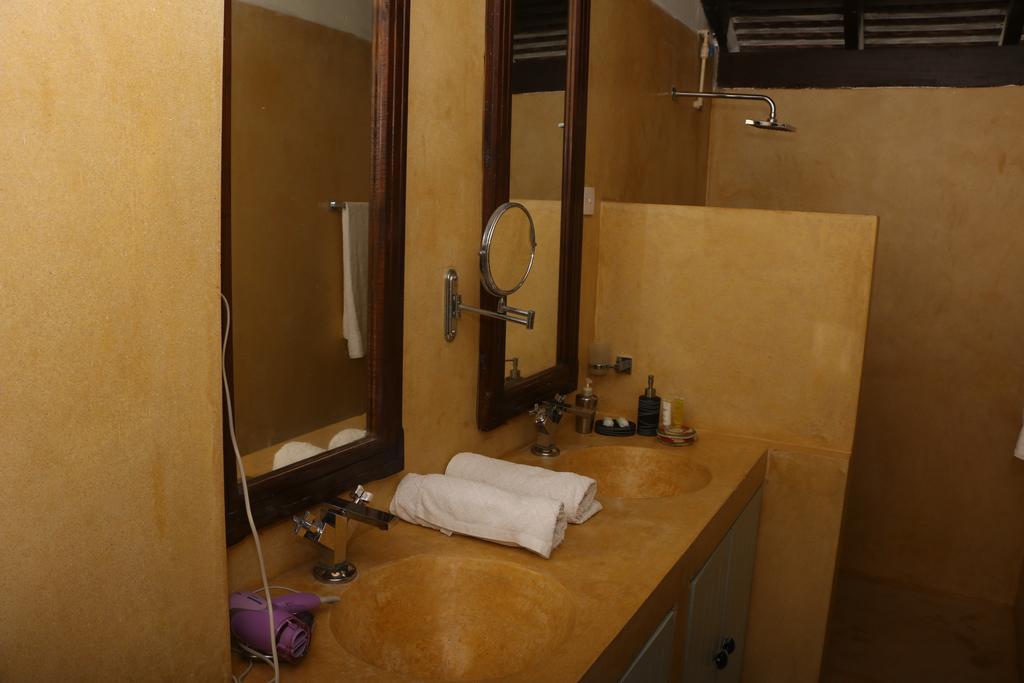 Khalid'S Guest House กอลล์ ห้อง รูปภาพ